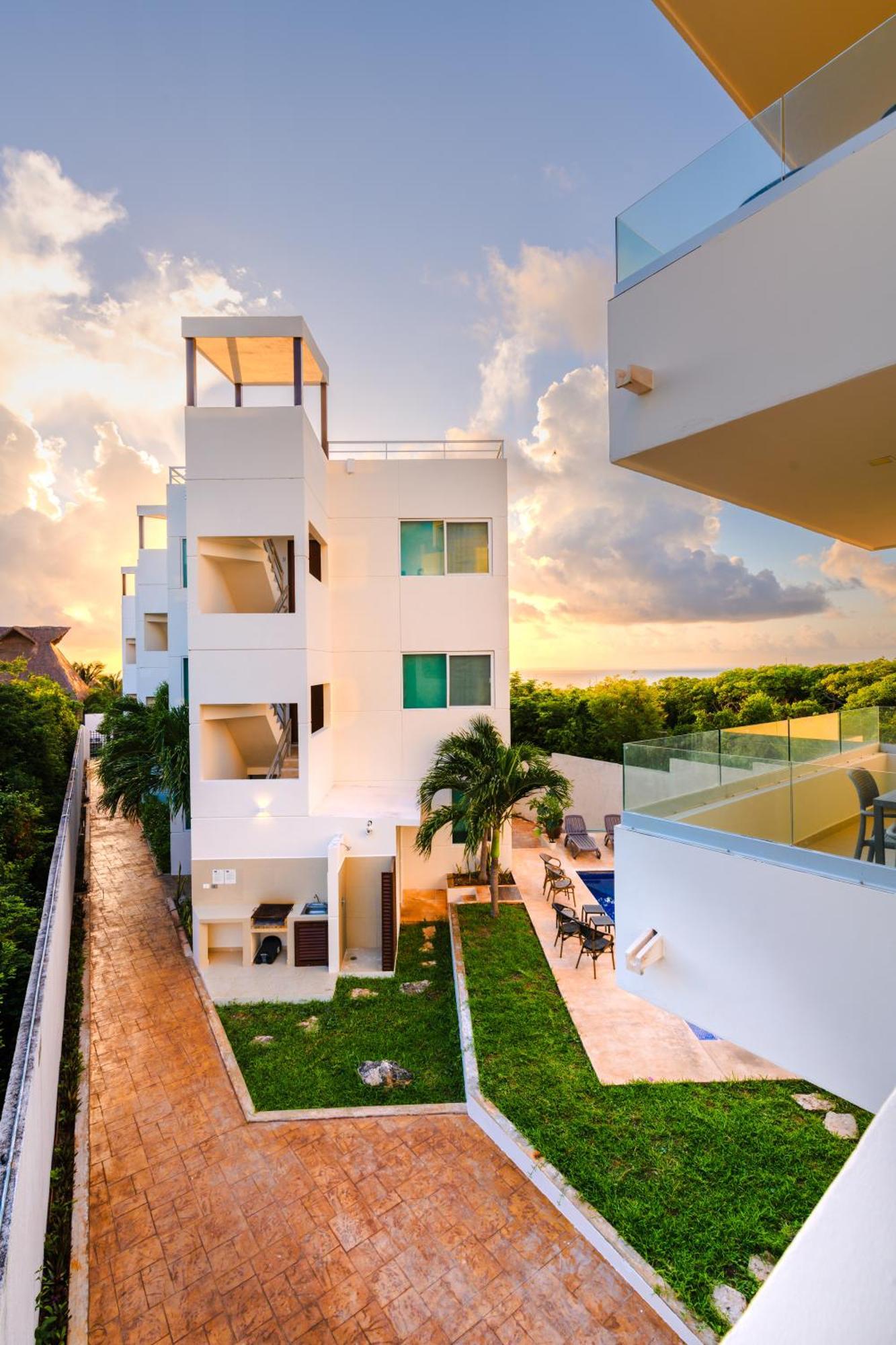 Azulea Isla Mujeres Hotel Экстерьер фото