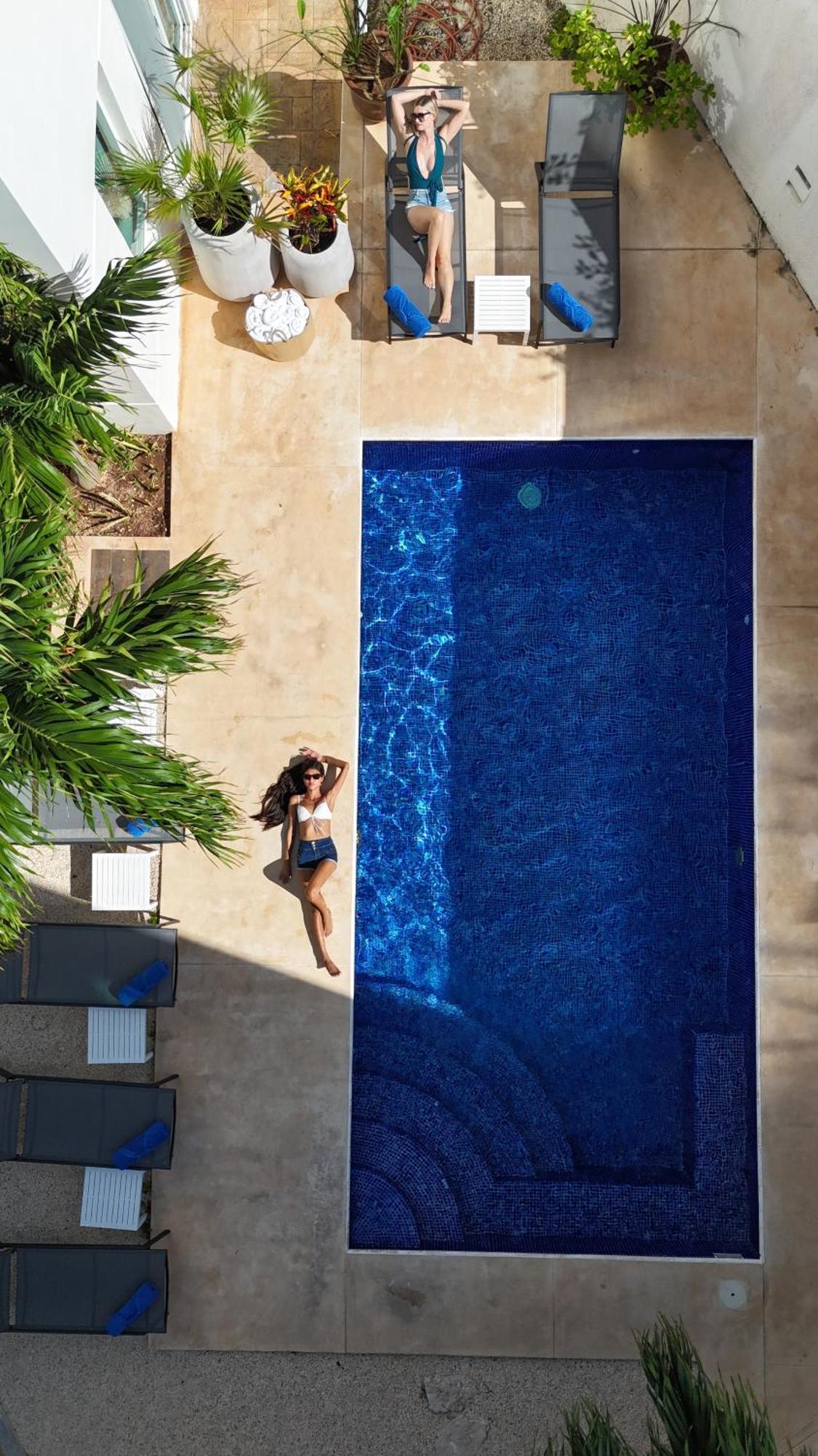 Azulea Isla Mujeres Hotel Экстерьер фото