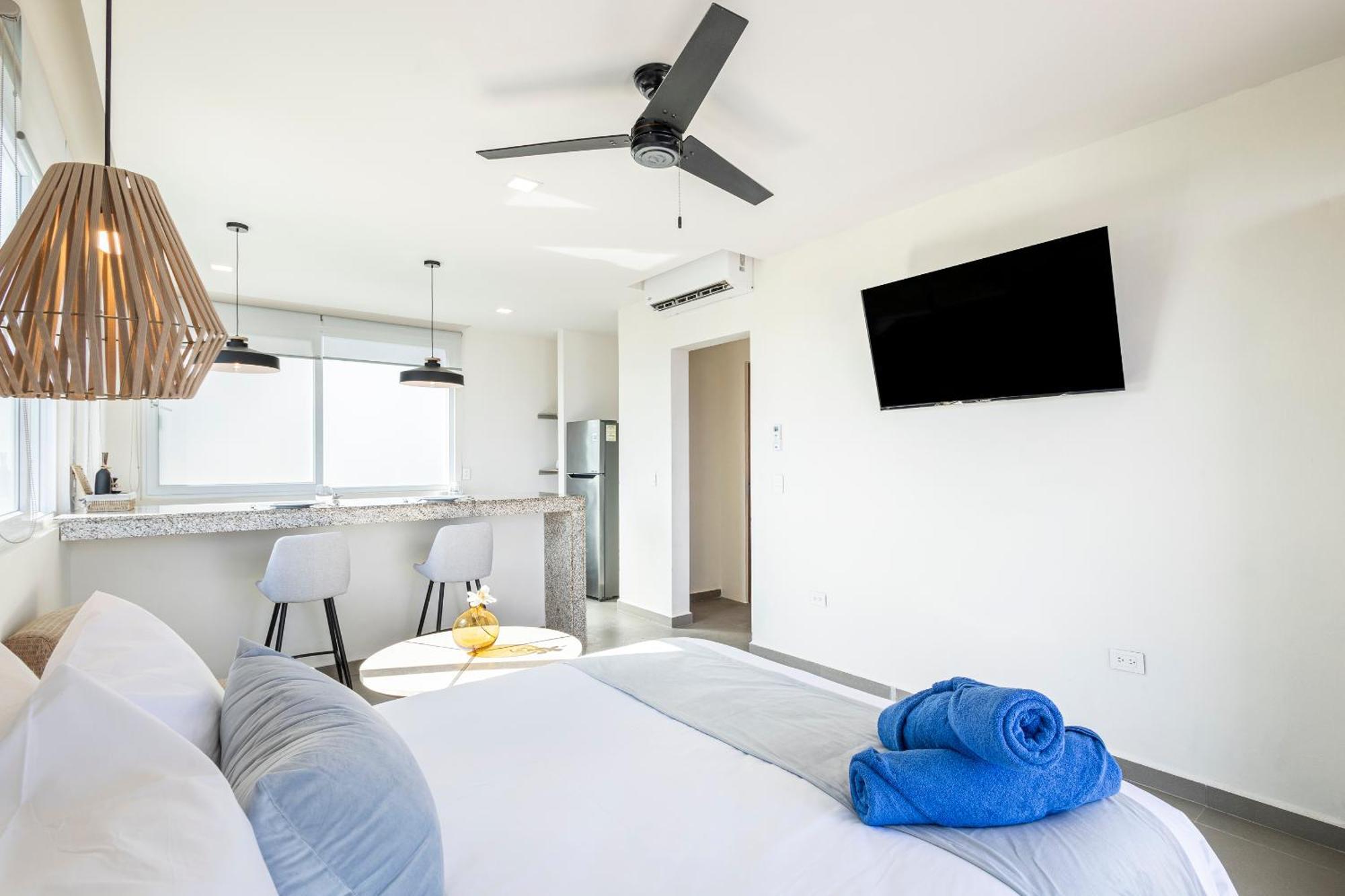Azulea Isla Mujeres Hotel Экстерьер фото