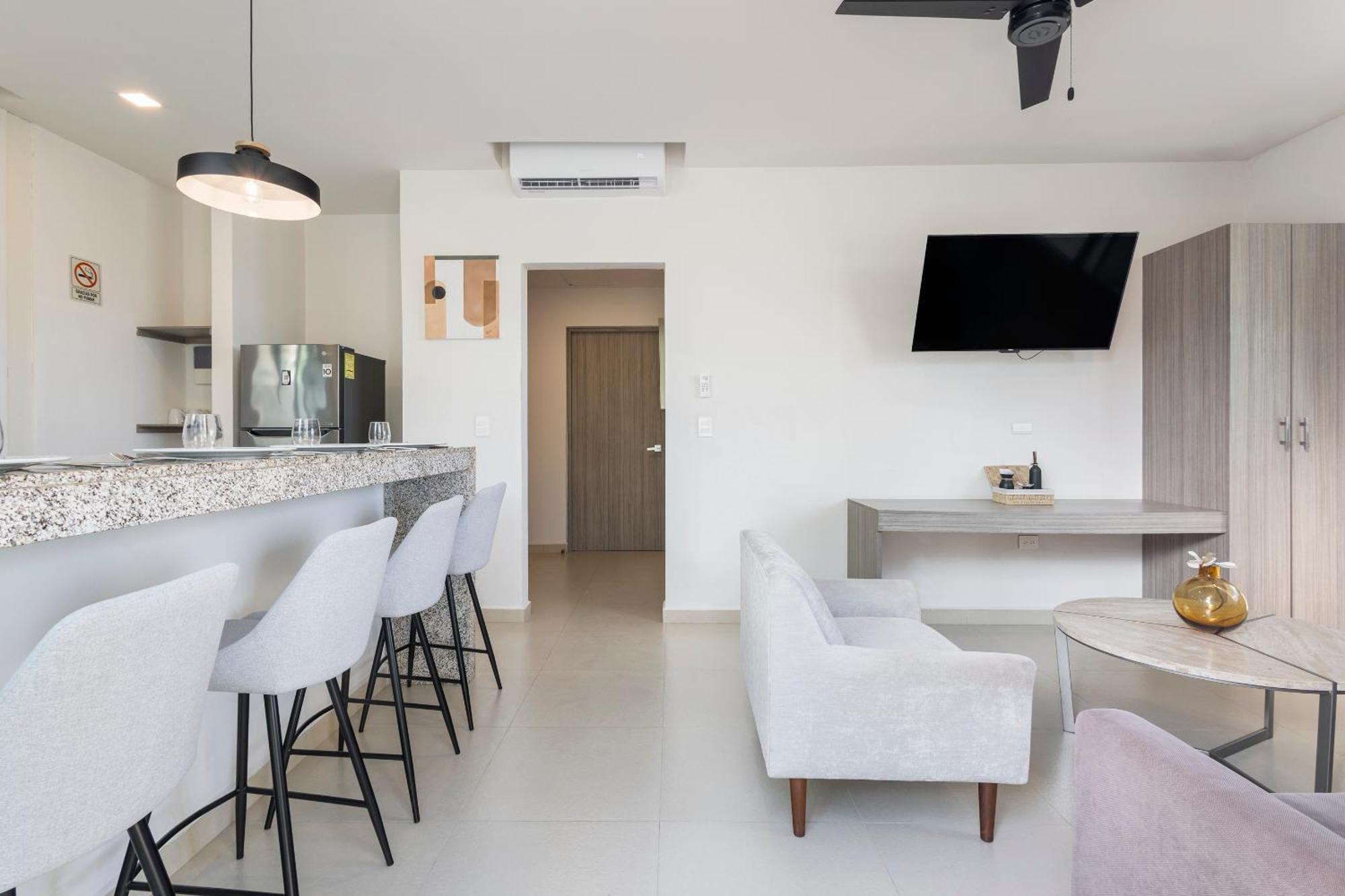 Azulea Isla Mujeres Hotel Экстерьер фото